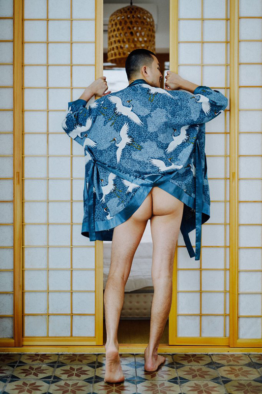 042