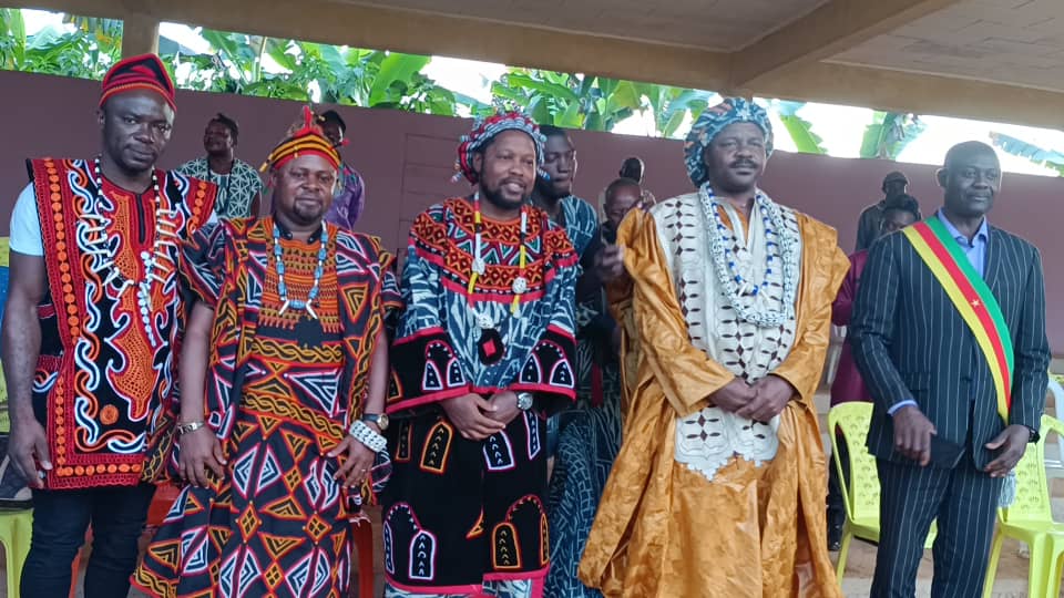 Norbert Kum (Culture and Development Coordinator) HRH Ngwa wilson Forbi (ACUDAB Coordinator), Jean II Makoun (ACUDAB IDP's Sport Goodwill Ambassador),Tchouank Chief of Batie and the Assistant Lord Mayor of Batie .