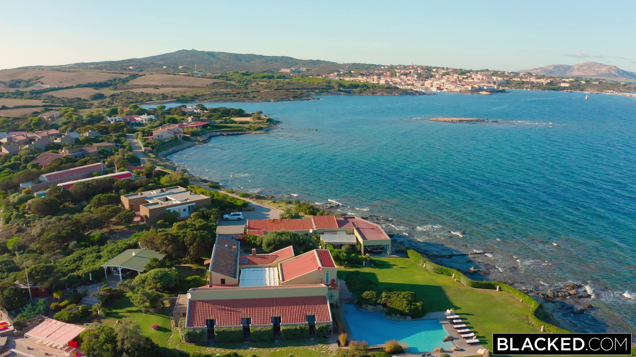 vlcsnap-2023-06-18-20h01m16s479