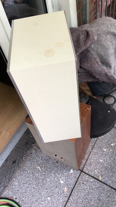 B35C28D8-8C92-4E13-912E-398C82A147AA