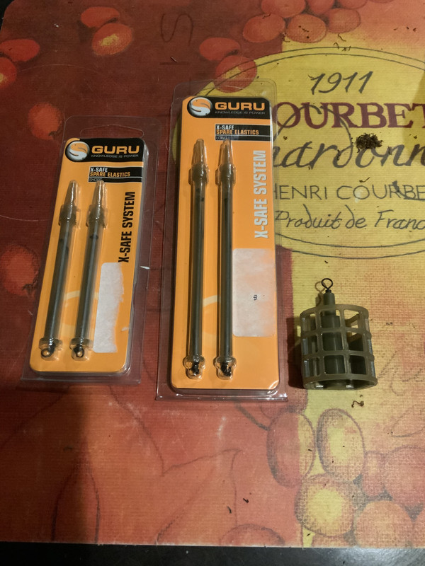 FBB89DD8-D62D-4D1D-8E89-A78C62E6830B