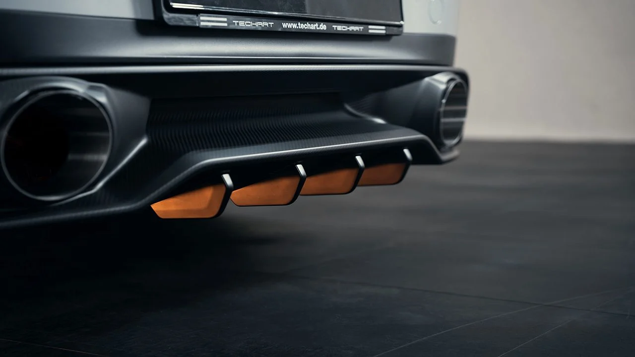 porsche-911-2025110304-1759433814-28.webp
