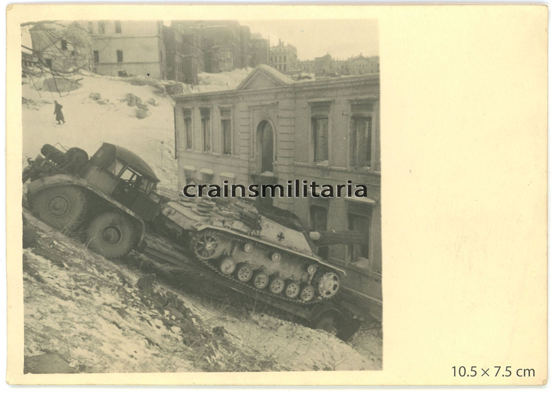 Orig. Foto Unfall Tieflader Anhänger mit StuG III Sturmgeschütz in Russland