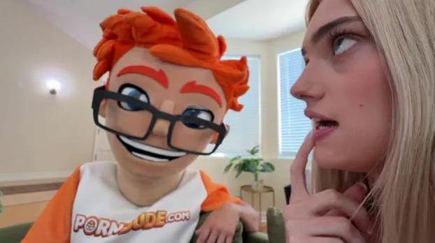 PornDudeCasting - Gracey Snow - Cures Her Cravings with Porn Dude