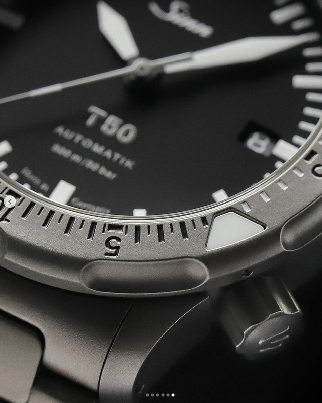 33743524-323A-4F8E-A7D8-50725612BC44