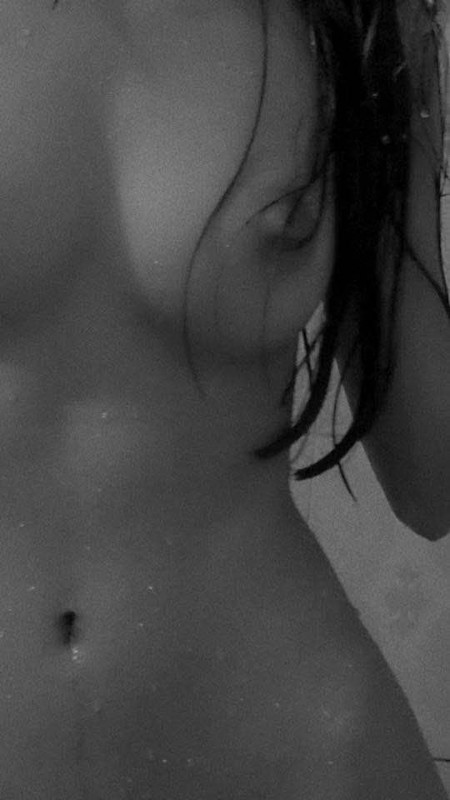 photo 6109135832741957738 y