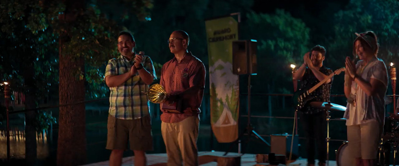 Family Camp 2022 WebRip [Hindi + Tamil + English] 480p, 720p ESub Screenshot
