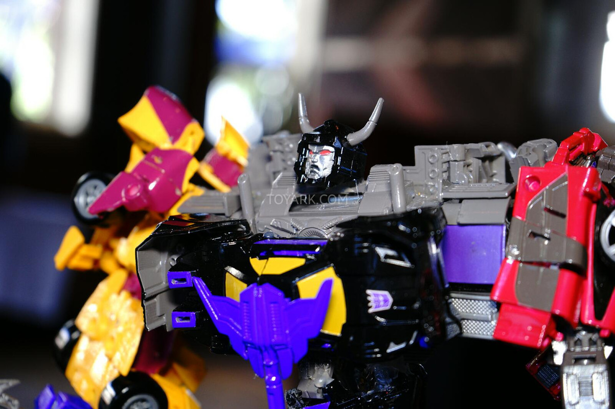 SDCC-2014-Hasbro-Transformers-Breakfast-039_1406