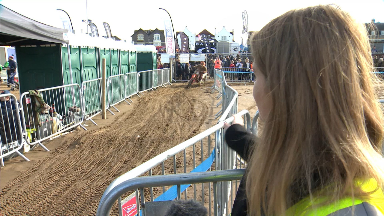 10.23 - 18.15.00 - ITV News West Country. Bringing you all the latest....ts_snapshot_10.29.132