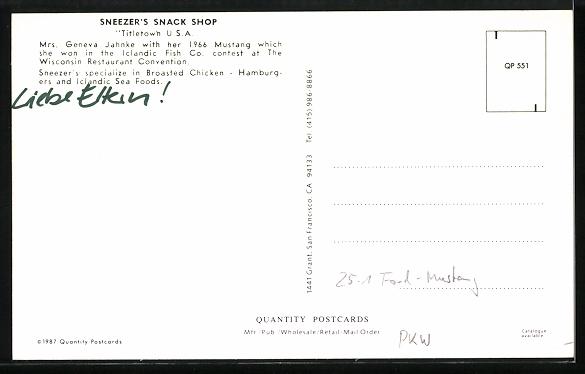 back side AK Ford Mustang Auto von 1966 vor dem Sneezer s Snack Shop