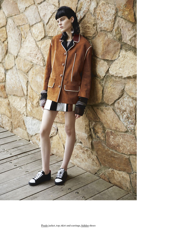 03_THEHIVE_BLOGS_HANNAH ELYSE 10 MAGAZINE