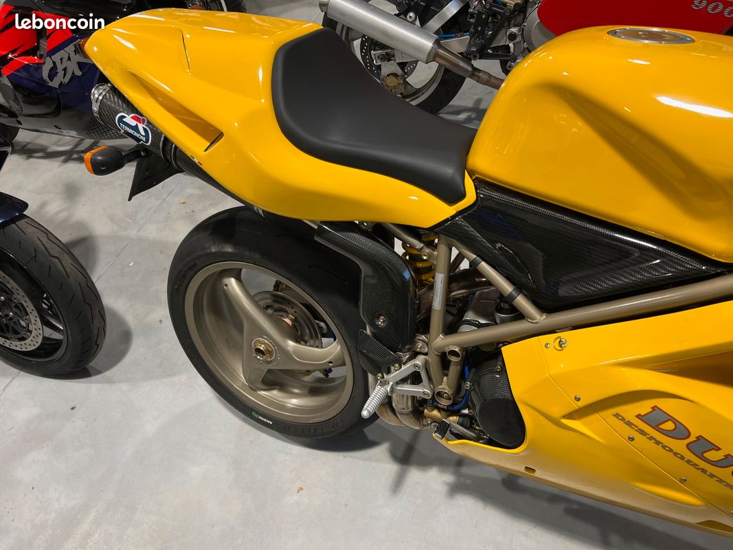 03b1893e0577c880507b1c1d5e4a742ee4958e39