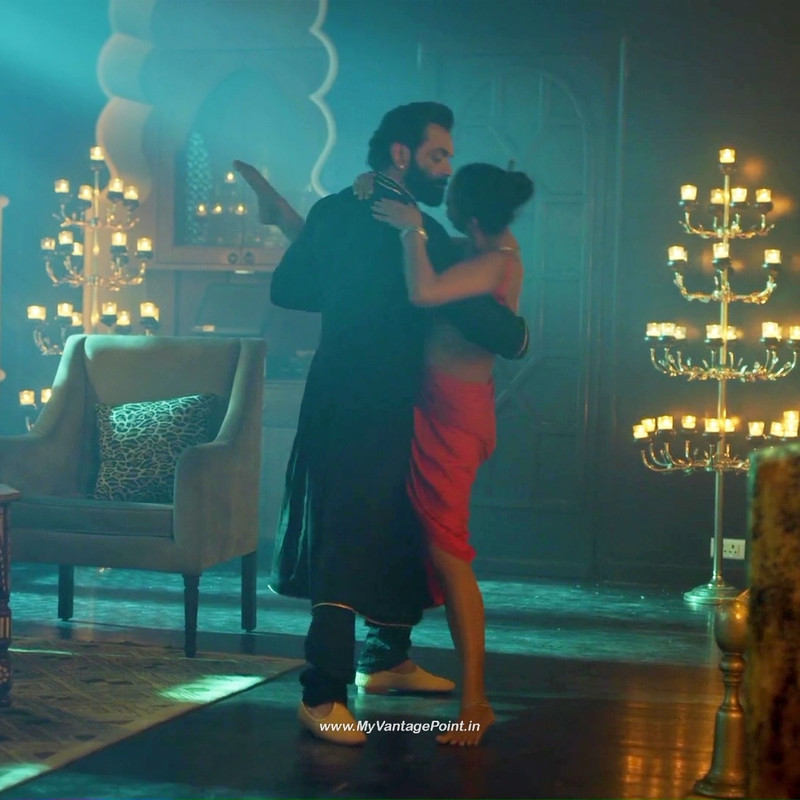 29Esha Gupta Hot in Aashram Web Series