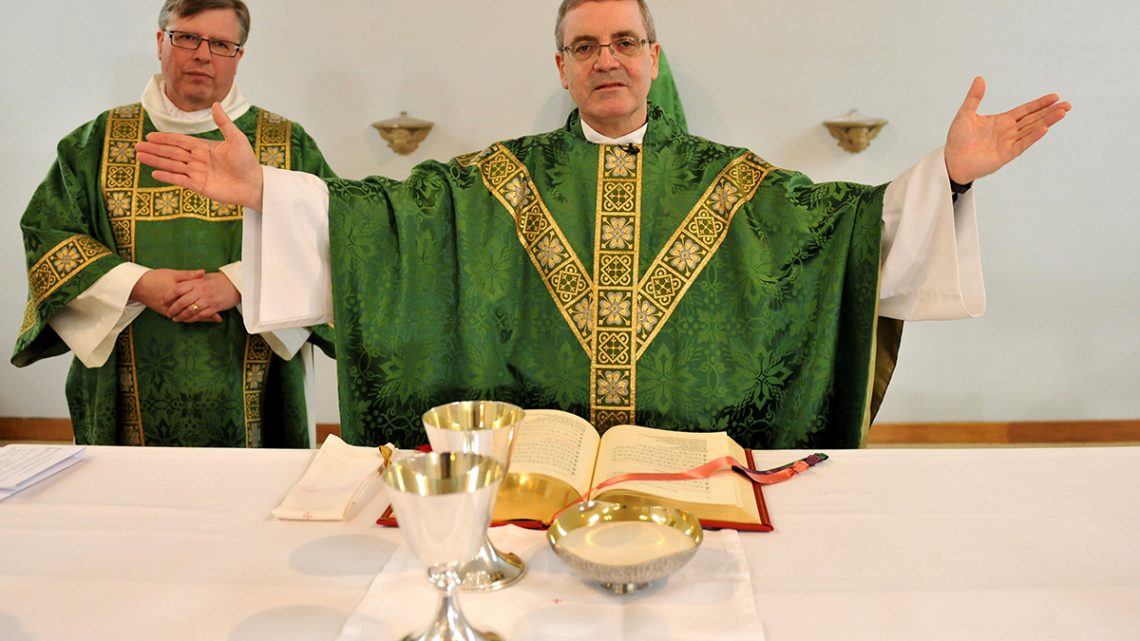 priest-mass-altar-1200x800-1140x641.jpg