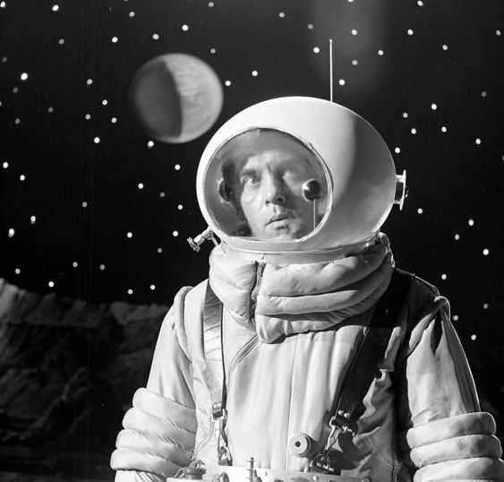 DESTINATION MOON REFERENCE (12)