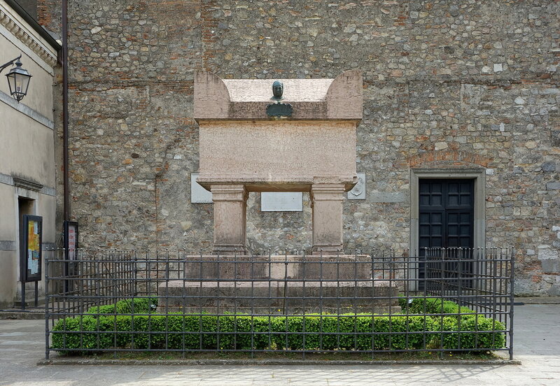 Arqua-petrarca-tombe