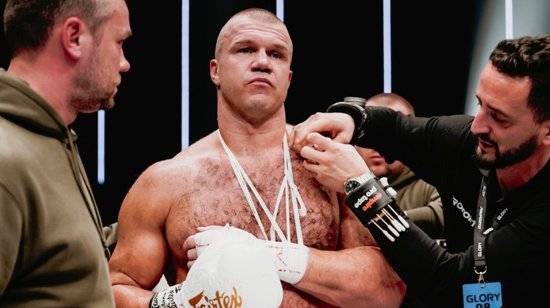Уку Юрендал събира дарения, за да си плати медицинските разходи