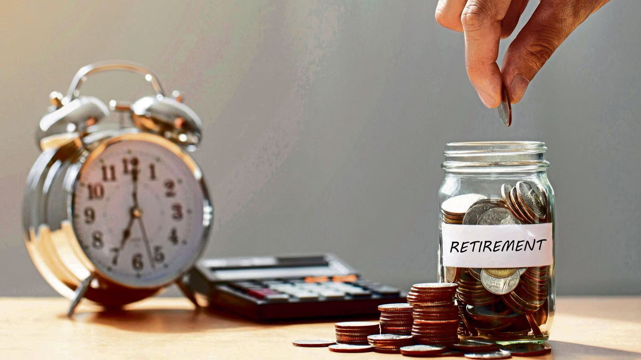 How To Save For Retirement Without A 401(K)?