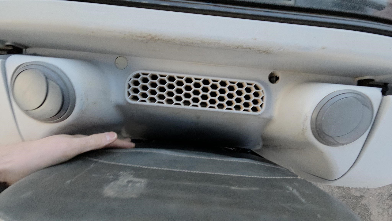 Vehicle thumbnail 15