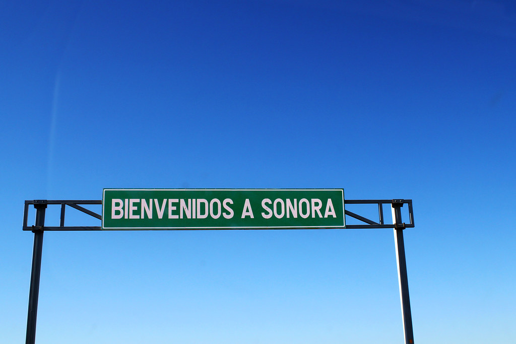 El narco invade Caborca, Sonora; reportan balaceras, muertos y secuestros