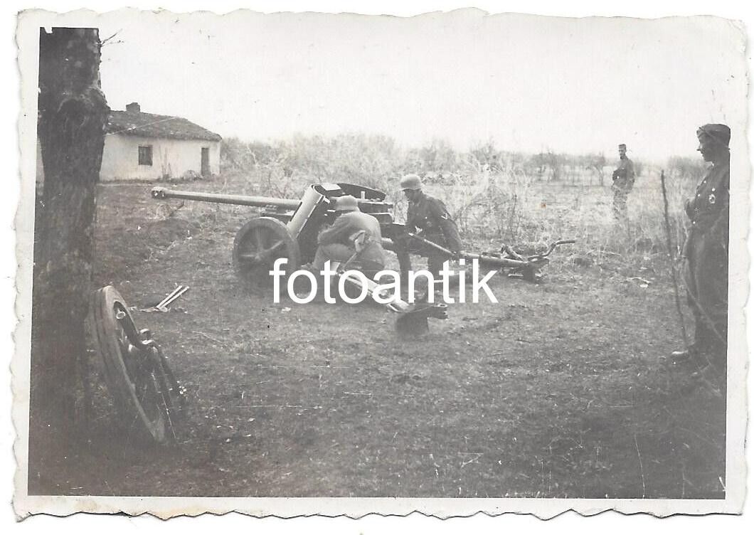 Foto 2 WK Ostfront Panzer-Jäger Geschütz Soldaten Combat