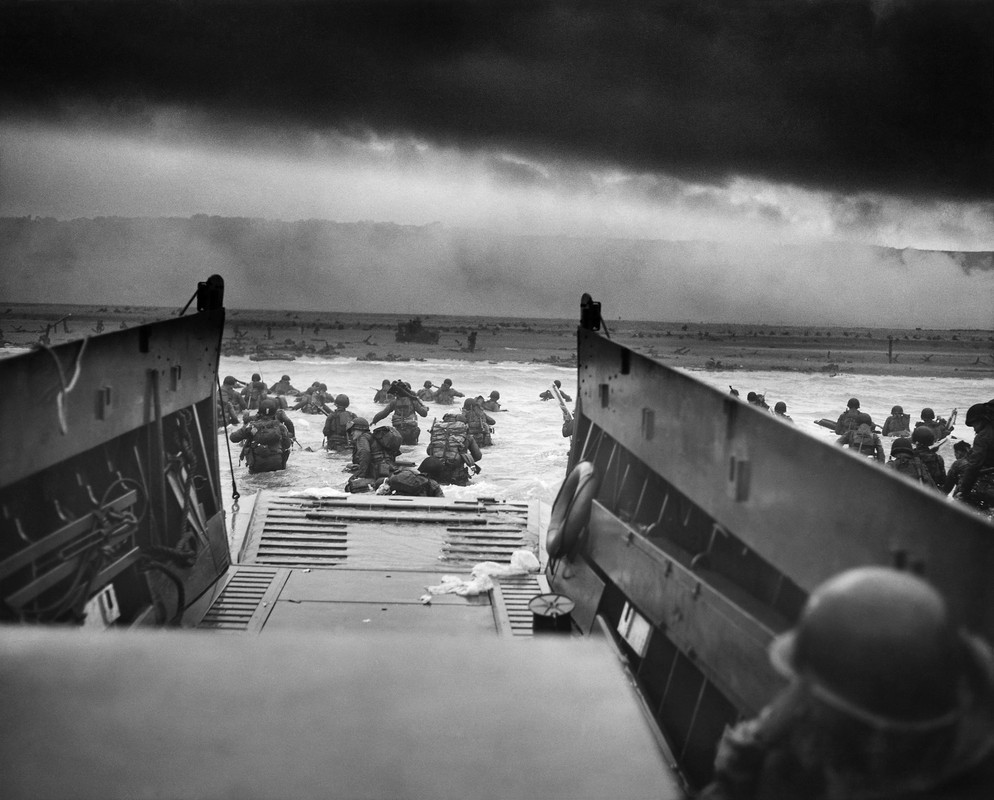 D DAY Normandy & PAM Into-the-Jaws-of-Death-23-0455-M-edit
