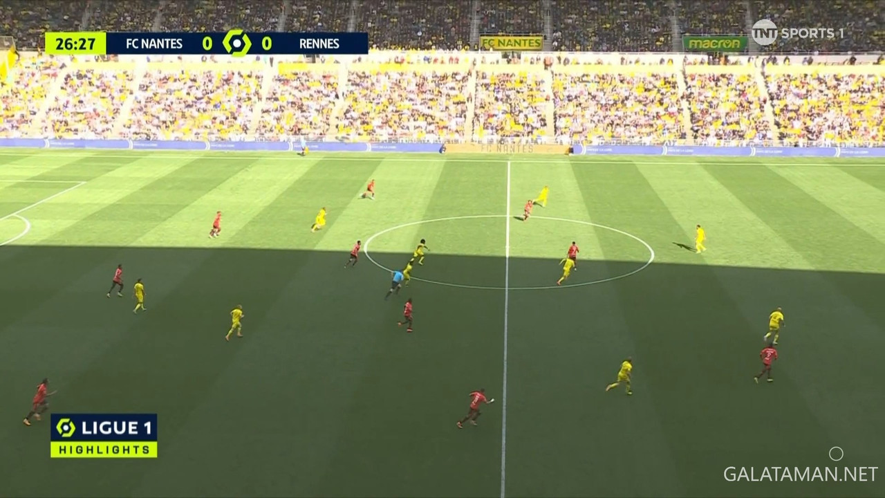 [Image: 20240422-LIGUE1-MD30-HGS-1080-mkv-snapsh...47-357.jpg]