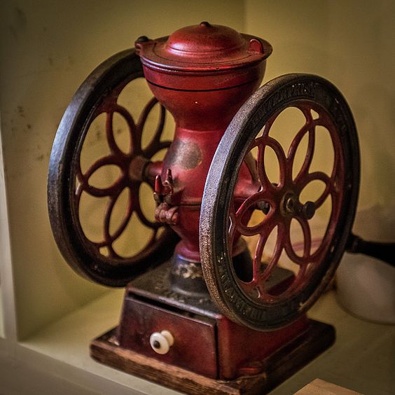 brown-antique-grinder-new.jpg