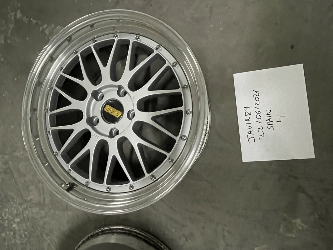 561C65A2-470A-44BA-86AE-81F22E3DDA2A