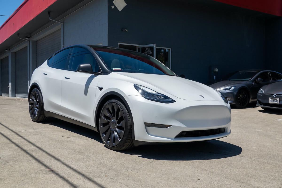 14DC5840-AB10-470D-B6D3-0C3498A53964