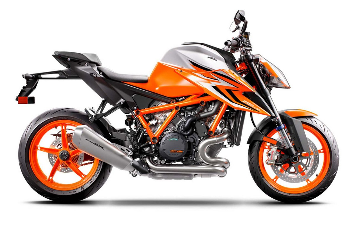 Стритфайтер KTM 1290 Super Duke R EVO 2022 с полуактивной подвеской