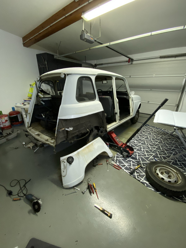 D3B0C585-3489-452F-BF80-B7442F6F0208