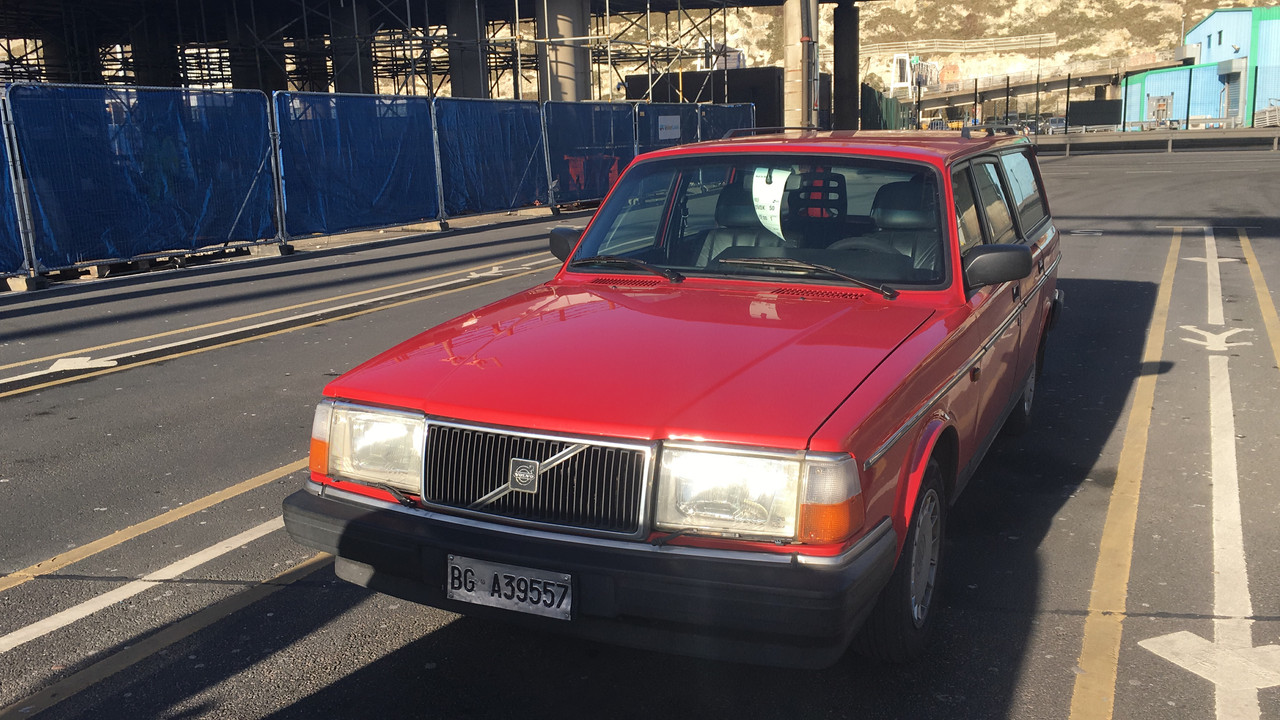 9ACFB27B-1D35-4659-9BA0-FFD6002B86EB