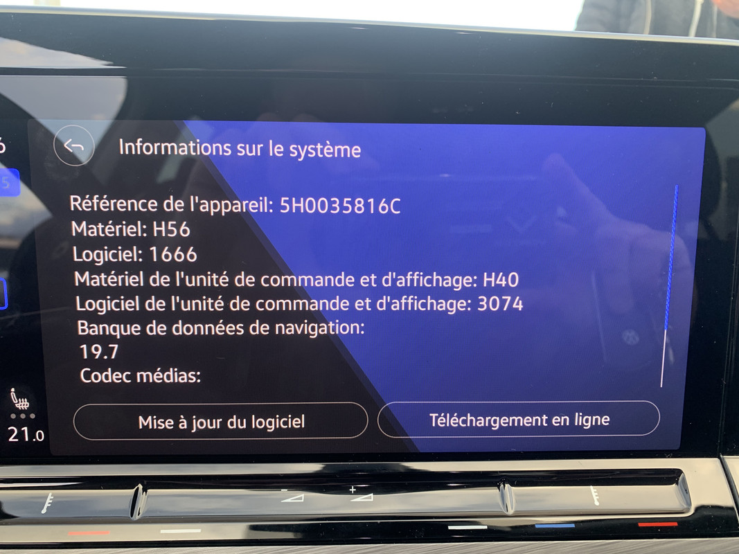 3E256D20-6B14-4025-833C-99125B67BBAE