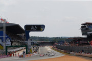 24 HEURES DU MANS YEAR BY YEAR PART SIX 2010 - 2019 - Page 25 2015-LM-100-Start-25