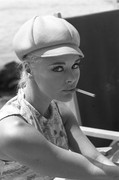 elke-sommer-mh65