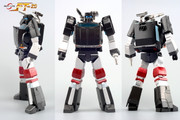 Fans-Toys-FT-25-Outrider-04