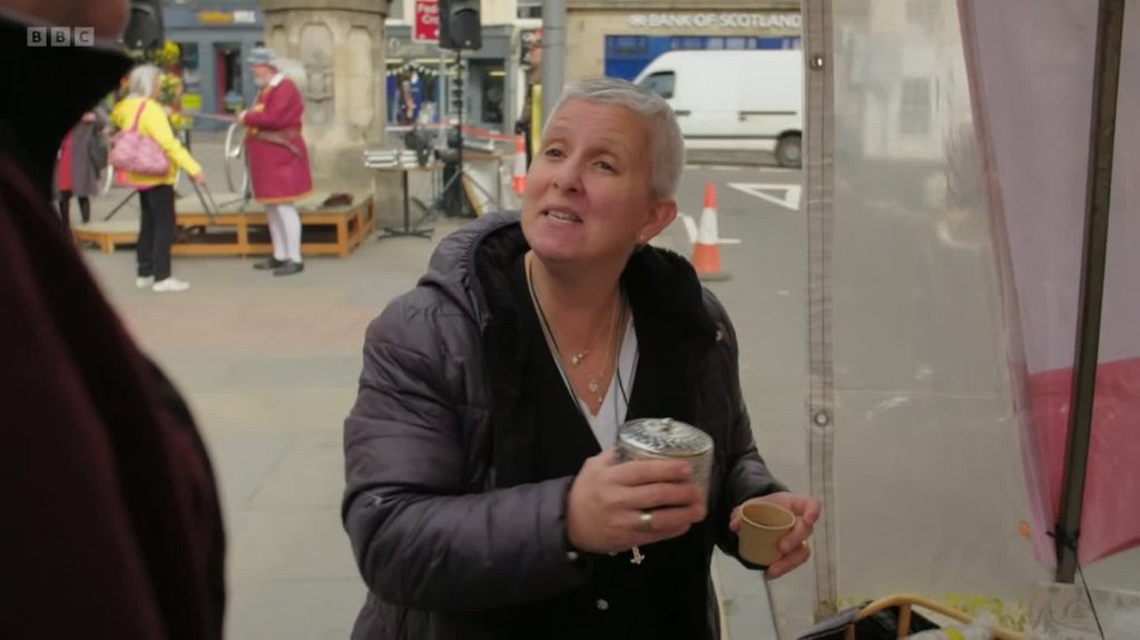 [Image: xkwi3yz3vq59.jpg]