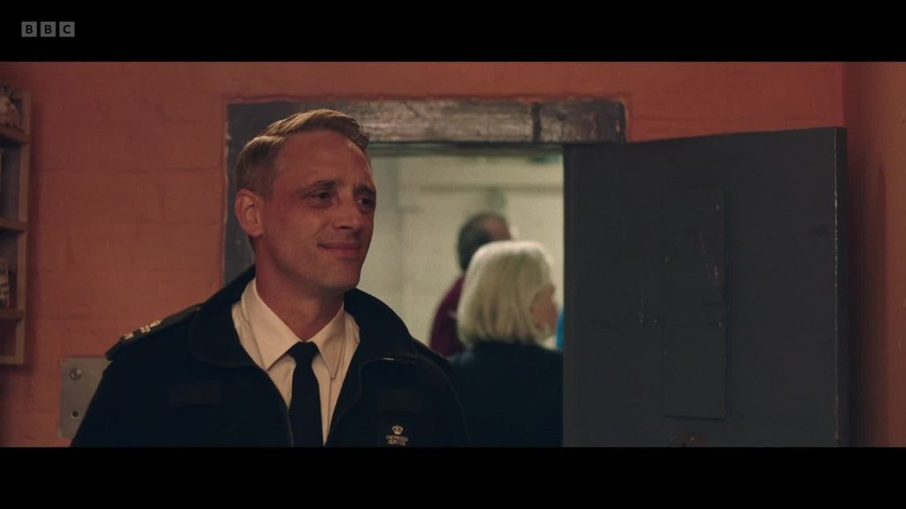 [Image: utlx4da7w99q.jpg]