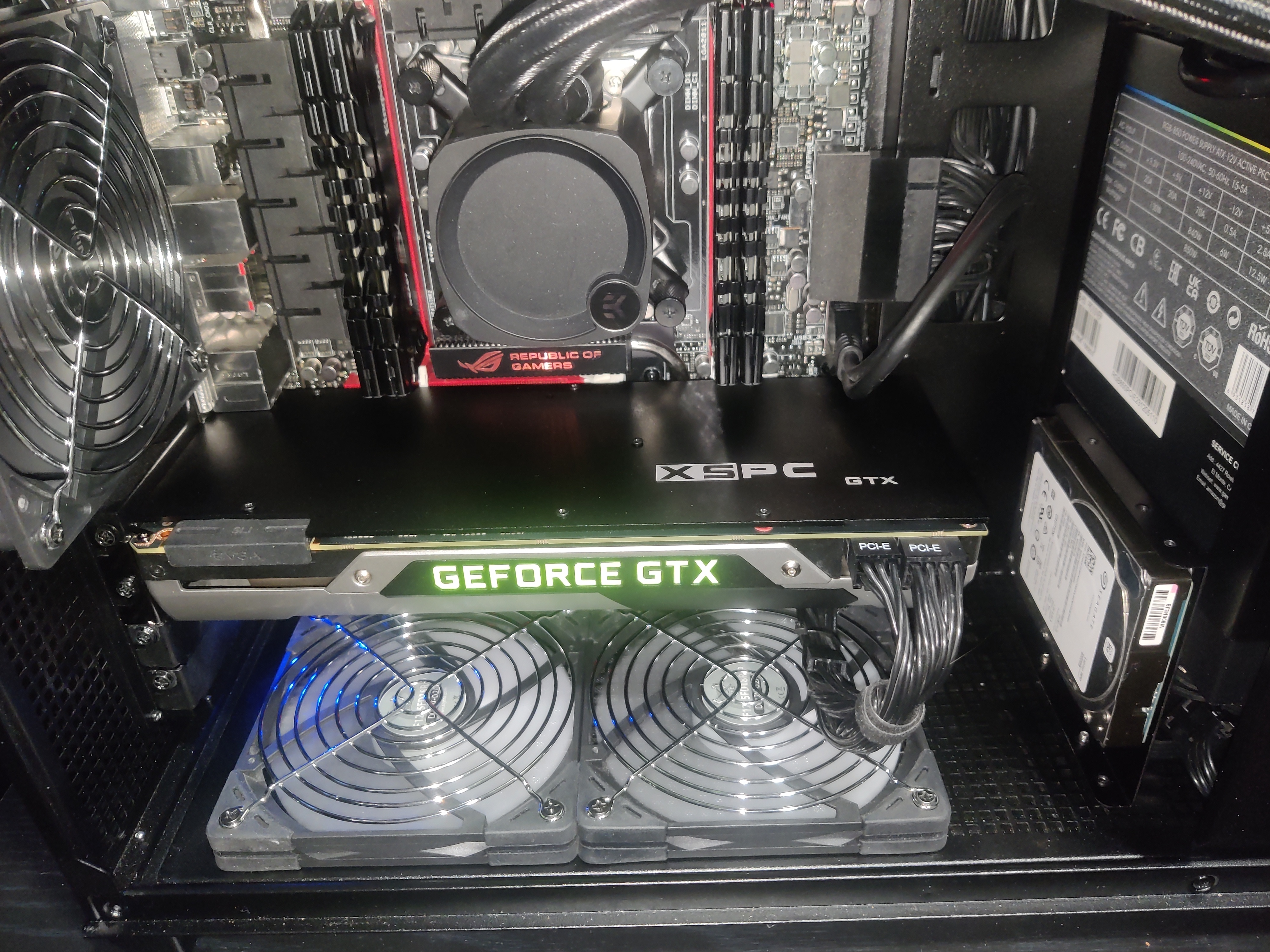Titan-Backplate.jpg