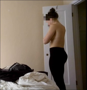 [Image: Voyeur23165112133.jpg]