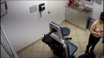 [Image: Voyeur11005123507.jpg]