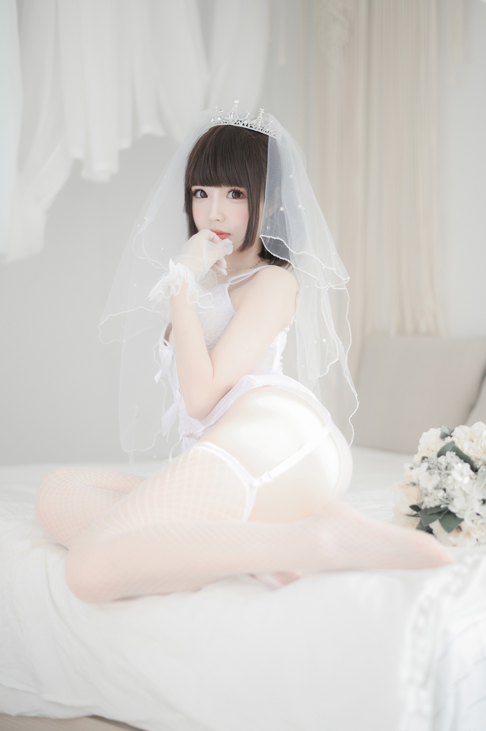 十万珍吱伏特（香川澪）婚纱主题写真合集｜42P｜593.1MB插图1