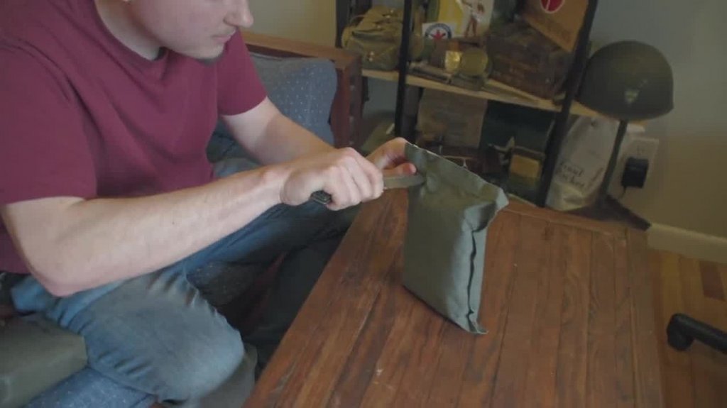 [Image: f495zwlerxp7.jpg]