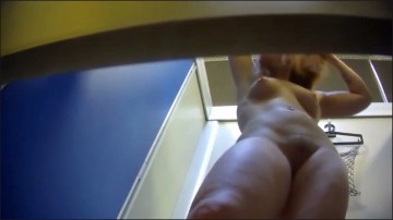 [Image: Voyeur27685100337.jpg]