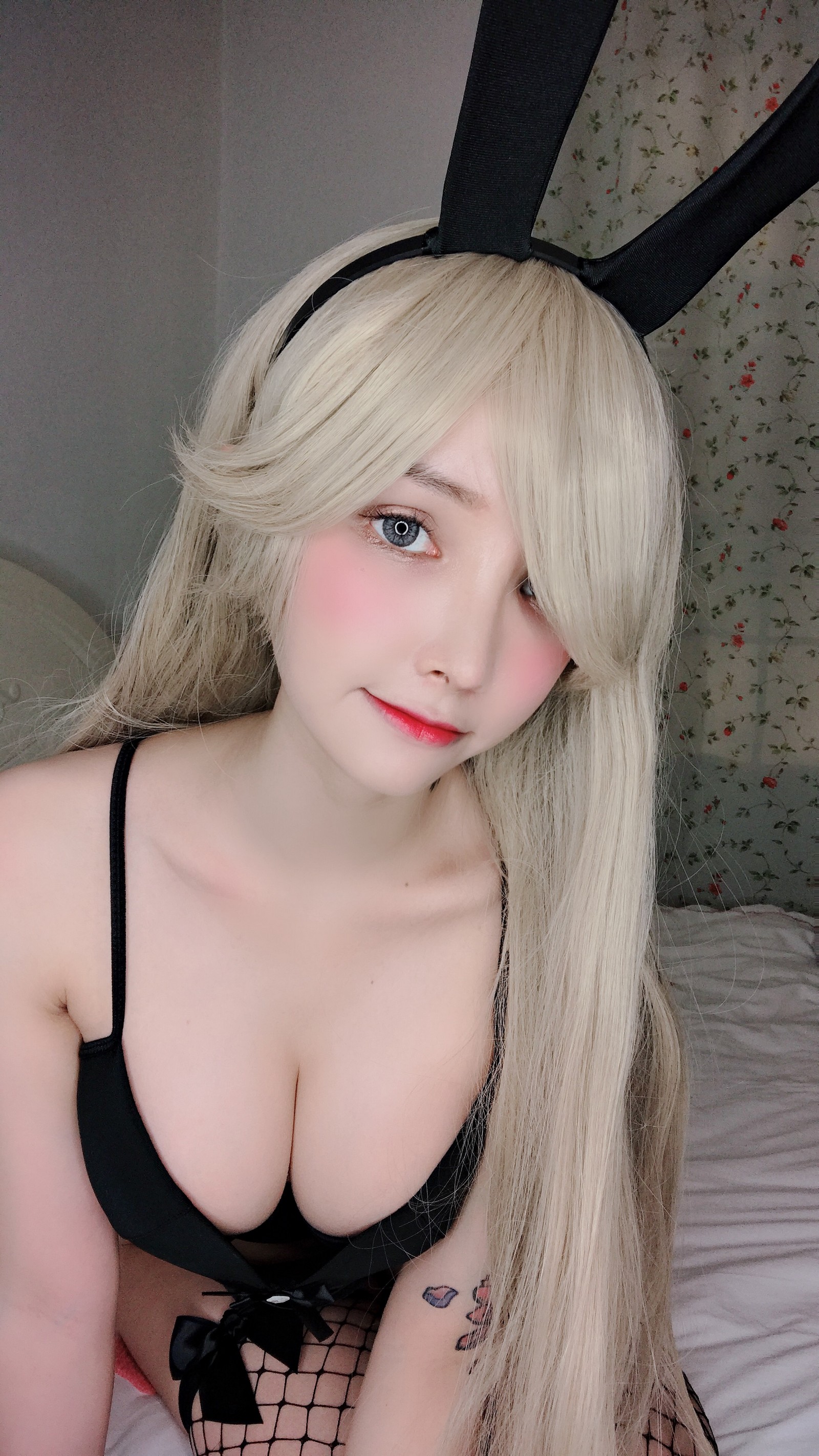 一千只猫薄禾写真 – 兔女郎 Cosplay 高清写真套图（21P / 31.5MB）插图