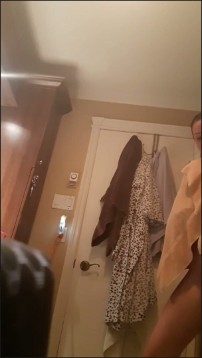 [Image: Voyeur37085135721.jpg]