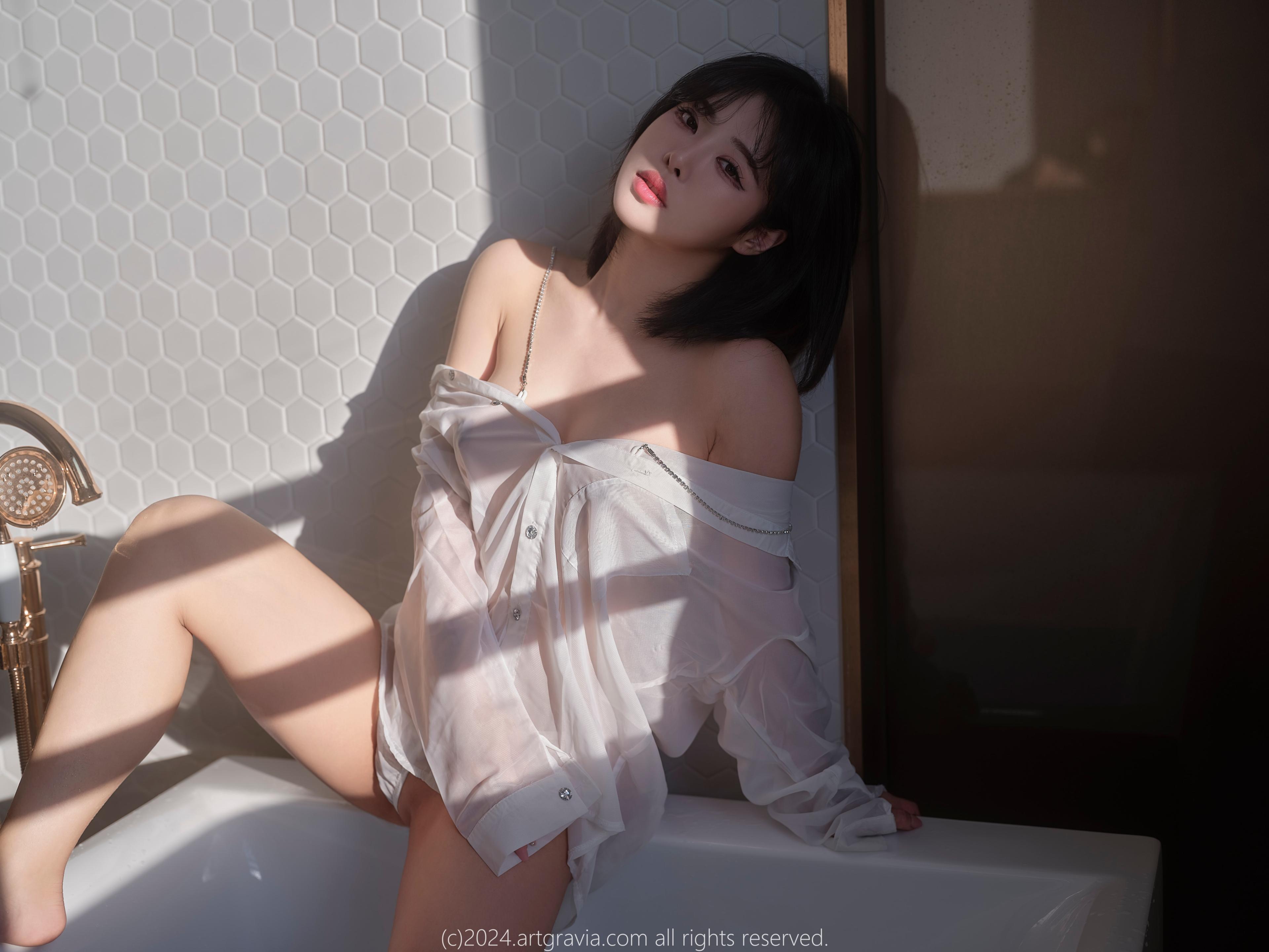 Areumm (다움) NO.002 ArtGravia Vol.638 30