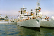 https://i.postimg.cc/Xp9Pt5CD/HMS-Birmingham-HMS-Nottingham-1998.jpg