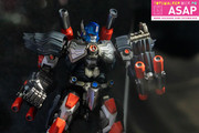 28-Furai-Action-Optimus-Primal